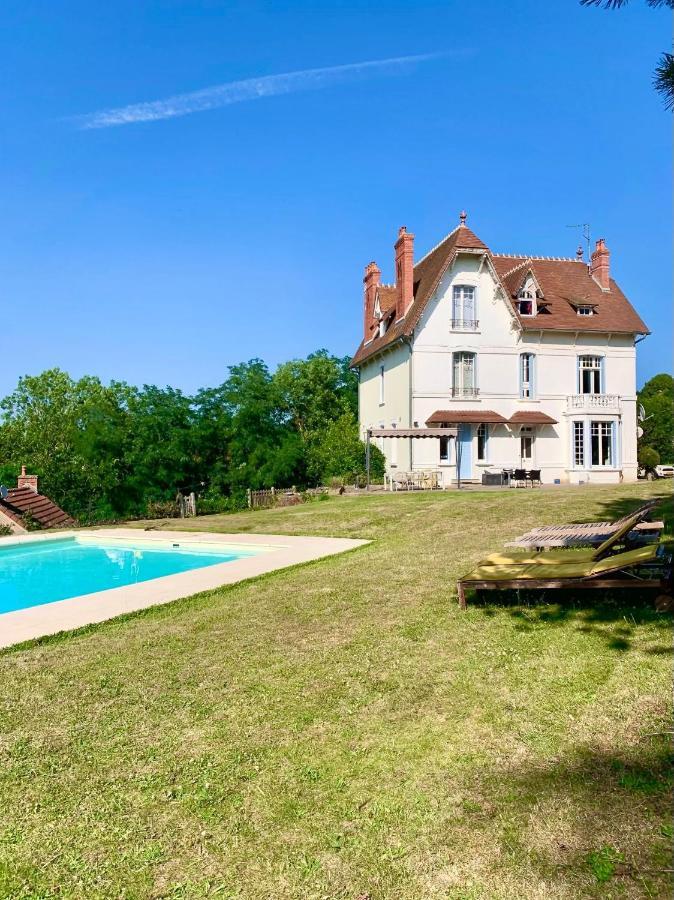Holiday Home Villa Castel Marie Louise Néris-les-Bains Eksteriør bilde