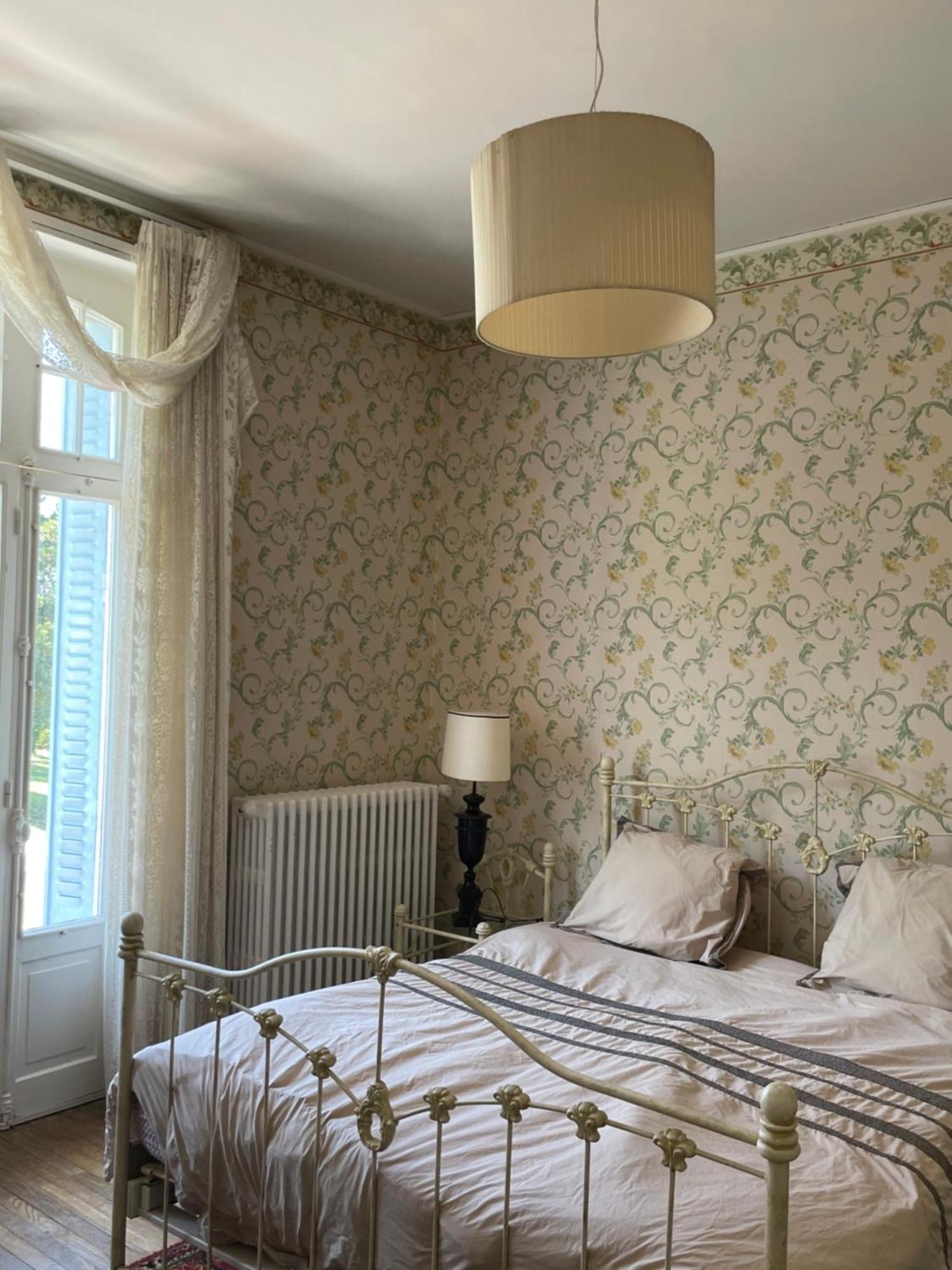 Holiday Home Villa Castel Marie Louise Néris-les-Bains Eksteriør bilde