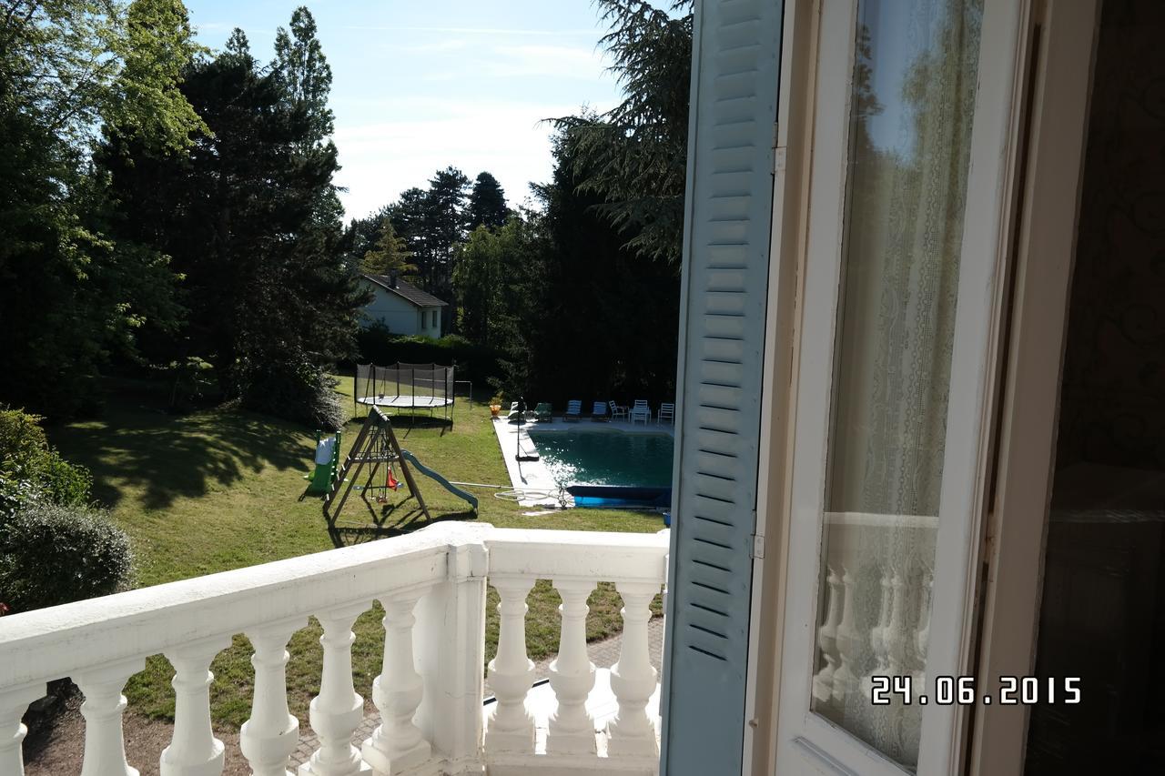 Holiday Home Villa Castel Marie Louise Néris-les-Bains Eksteriør bilde